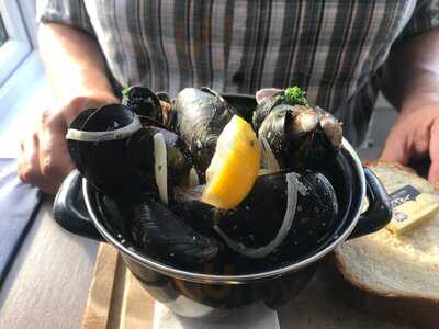 Islay Frigate Hotel (bar And Rooms Only)