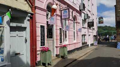 Sundaes In Fowey