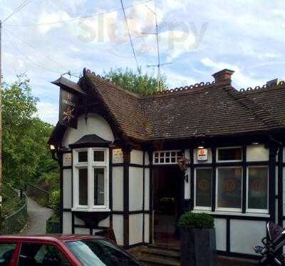 Uskudar Chislehurst Station