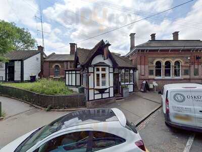 Uskudar Chislehurst Station