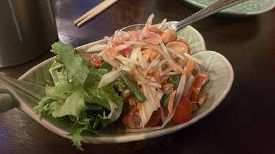 The Kings Head Bar & Thai Restaurant