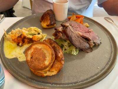 Crug Glas Country House & Restaurant