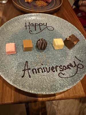 Russell's Of Broadway