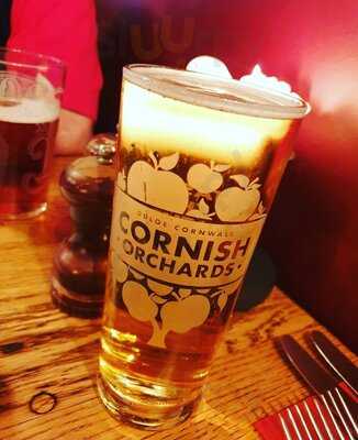 The Six Bells, Thame