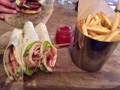 The Six Bells, Thame