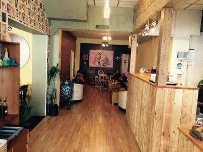 Newhaven Coffee House - Photo 8