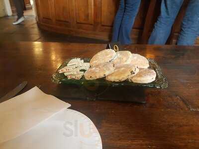 Dining At The Brigands Inn