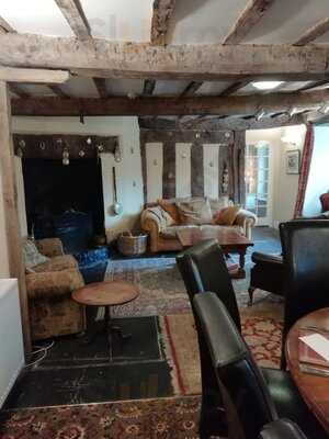 Dining At The Brigands Inn