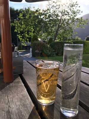 Dining At The Brigands Inn