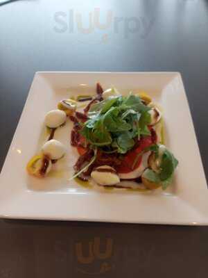 Solstice Bar & Grill