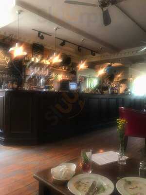 The White Horse Hotel