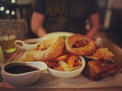 The White Horse Hotel