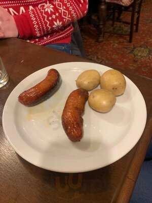 The Crown And Trumpet Inn