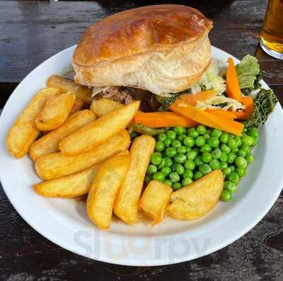 The Crown And Trumpet Inn