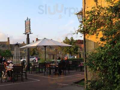Jockey Bar At The Broadway Hotel