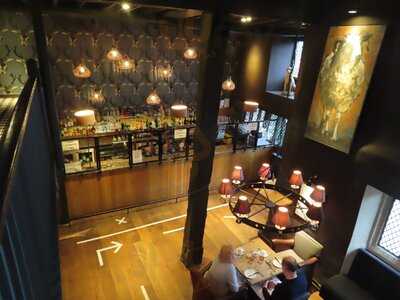 Jockey Bar At The Broadway Hotel