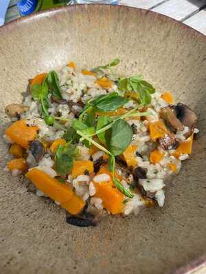 Jockey Bar At The Broadway Hotel