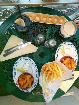 Whistlers Restaurant & Wine Bar