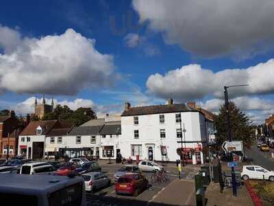 Whistlers Restaurant & Wine Bar