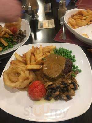 Hay Conservative Club