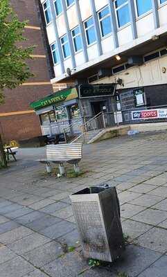 Cat & Fiddle, Bootle