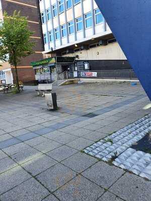 Cat & Fiddle, Bootle