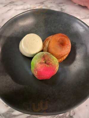 The Lygon Arms - Lygon Lounges & Bar