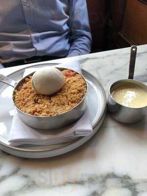 The Lygon Arms - Lygon Lounges & Bar