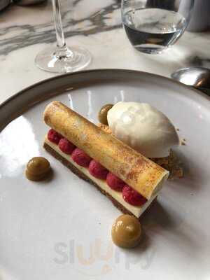 The Lygon Arms - Lygon Lounges & Bar