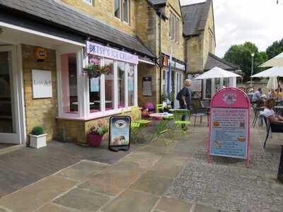 Betsy's Ice Cream Parlour