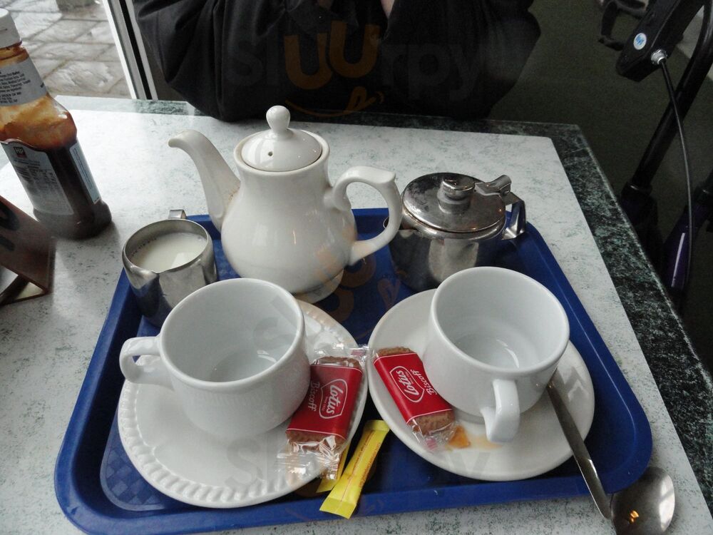 Malmesbuy Garden Centre & Cafe