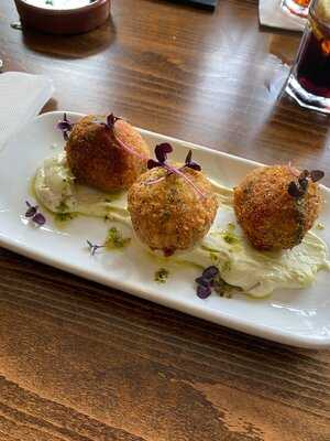 The Oyster Smack Inn