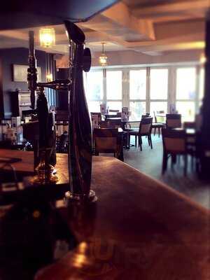 Templars Hotel & Restaurant