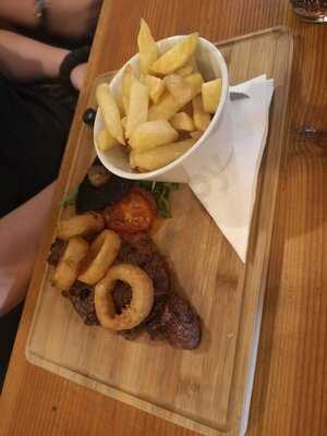 The Moody Cow Farm Shop And Welsh Bistro