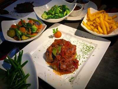 Va Pensiero Restaurant