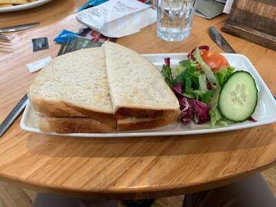 Squires Garden Centres