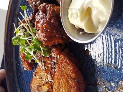 The Lighthouse Bar And Grill