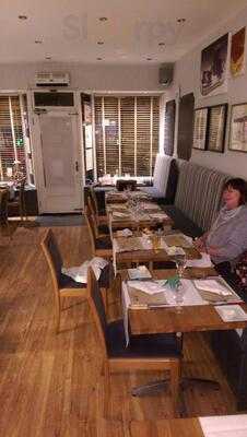 The Hat And The Mouse