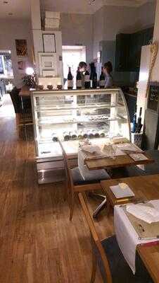 The Hat And The Mouse