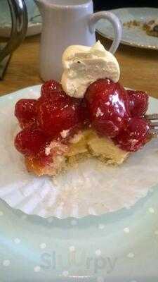 The Hat And The Mouse