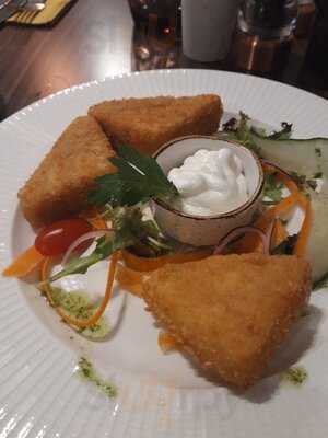 Luciano Bar & Bistro