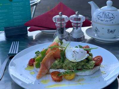 Rye Cafe And Juice Bar