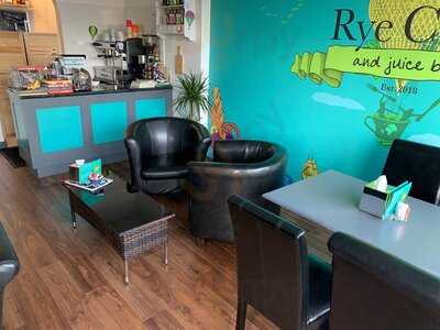 Rye Cafe And Juice Bar