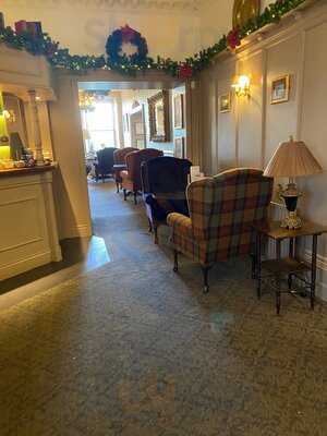 The Causeway Hotel Restaurant And Bar