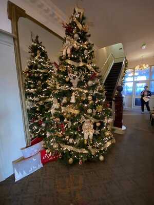 The Causeway Hotel Restaurant And Bar