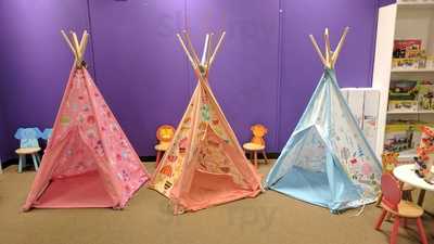 Manns Of Cranleigh Department Store