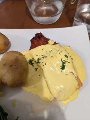 Kyle Hotel Restaurant