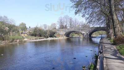 Crown And Anchor Inn Llanidloes Ltd