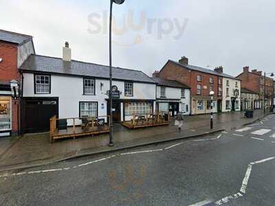 Crown And Anchor Inn Llanidloes Ltd