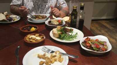 Rems Cafe Bar And Restaurant